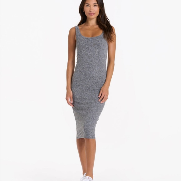 Vuori Dresses & Skirts - Vuori Halo Essential Dress Heather Gray Size Large NWT